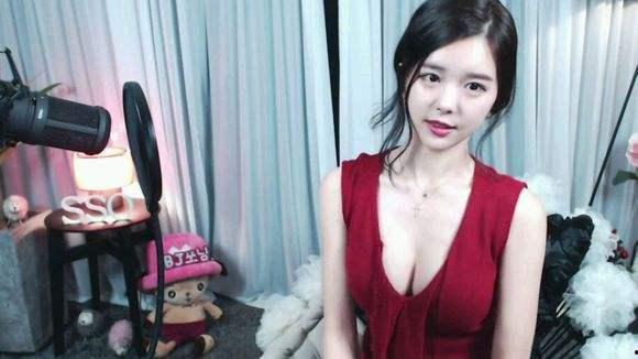 桑拿女视频,一场令人瞠目结舌的视觉冲击